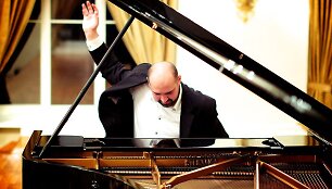 Lietuvių pianistas Justas &Scaron;ervenikas