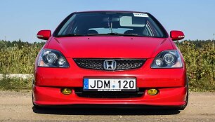 I&scaron;skirtinių automobilių paroda &bdquo;Autoplius Fast Lap&ldquo; lenktynėse