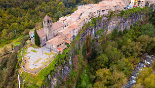 Ispanijos miestelis Castellfollit de la Roca 