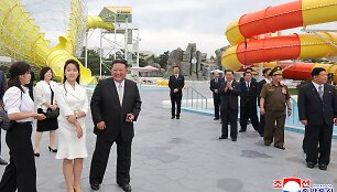 Kim Jong Unas, jo dukra Kim Ju Ae