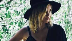 Hilary Duff singlo &bdquo;All About You&ldquo; vir&scaron;elis