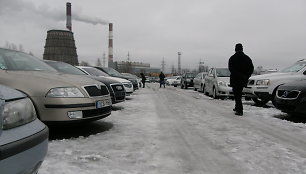 FNTT kratos Vilniuje, Marijampolėje: ginkluoti mašinų prekeiviai nuslėpė 6 milijonus