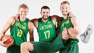 Mindaugas Kuzminskas, Jonas Valančiūnas ir Domantas Sabonis