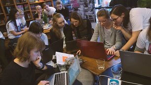 Renginio &bdquo;Girls can code&ldquo; akimirka