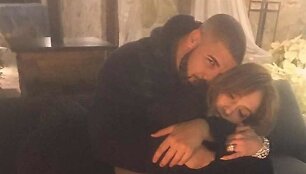 Jennifer Lopez ir Drake'as