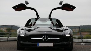 „Mercedes-Benz SLS AMG“