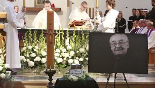 Atsisveikinimas su Andrzejumi Wajda