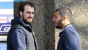 Per policijos operaciją nufotografuoti T.Hassane'as (de&scaron;inėje) ir S.Majeedas