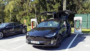 &bdquo;Tesla Model X&ldquo;