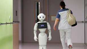 Robotas pradėjo dirbti ligoninėje