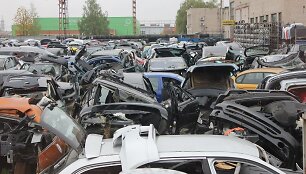 Automobilių laužynas
