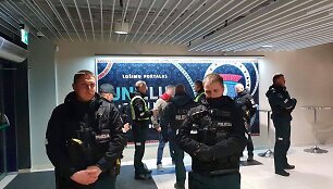 Policija sulaikė &bdquo;B tribūnos&ldquo; narį