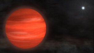 13 kartų už Jupiterį didesnė planeta Kappa Andromedae b menininko akimis.
