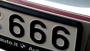 Valstybiniai numeriai su skaičiais 666