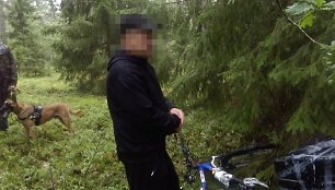 Kar&scaron;tais pėdsakais su įkalčiais sulaikytas įtariamasis