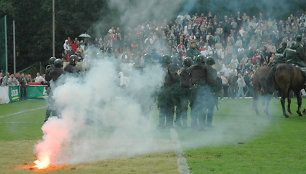 Lenkų futbolo ultrų sukeltos riaušės Vilniaus „Vėtros“ stadione