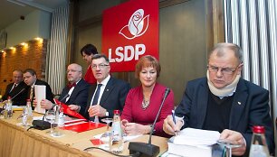 Socialdemokratai renkasi į posėdį.
