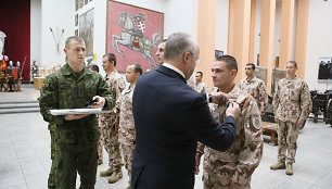 Karių apdovanojimo ceremonija