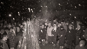 Laužai 1991-ųjų sausio 13-osios išvakarėse