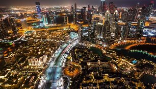 Dubajus naktį