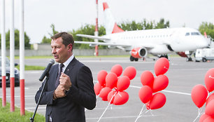 Bendrovės „Air Lituanica“ inauguracija ir pirmasis skrydis