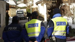 &Scaron;veicarijos policija Dejono kaime, &scaron;alia nusikaltimo vietos