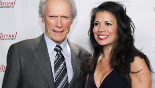 Clintas Eastwoodas ir Dina Eastwood
