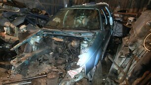 Kauno pareigūnai sulaikė įtariamuosius automobilių vagystėmis