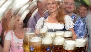&bdquo;Oktoberfest&ldquo; alaus &scaron;ventė Miunchene
