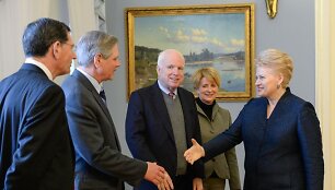 D.Grybauskaitė su JAV senatoriais