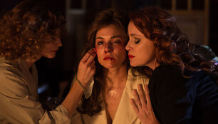 Sienna Miller filme &bdquo;Auk&scaron;ta klasė&ldquo;