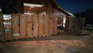 Kontrabandinių cigarečių sandėlys