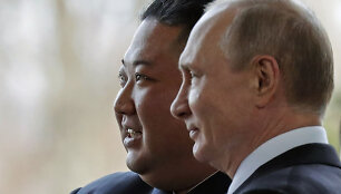 Kim Jong Unas ir Vladimiras Putinas