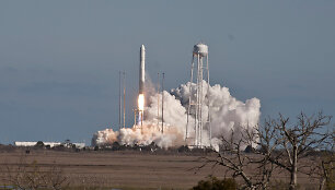 Kompanijos &bdquo;Orbital&ldquo; raketos &bdquo;Antares&ldquo; startas