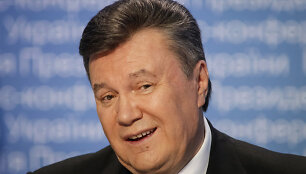Ukrainian President Viktor Yanukovich speaks during a news conference in Kiev in this March 1, 2013 file photo. Yanukovich went on sick leave on January 30, 2014 with an acute respiratory ailment, leaving a political vacuum in a country destabilised by anti-government protests. REUTERS/Gleb Garanich
