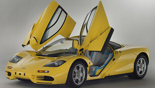 1997 m. laidos &bdquo;McLaren F1&ldquo;, kurio rida &ndash; vos 239 km.