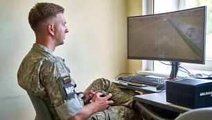 Dronų valdymo instruktorių kursai. / Lietuvos kariuomenės nuotr.