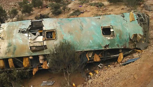 Peru per eismo nelaimę žuvo mažiausiai 35 autobusu važiavę žmonės