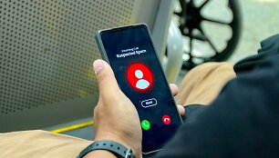 Telefoniniai sukčiai