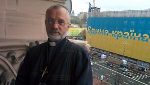 Tėvas Valentinas