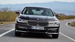 &Scaron;e&scaron;tos kartos BMW 7 (nuo 2015 m.)