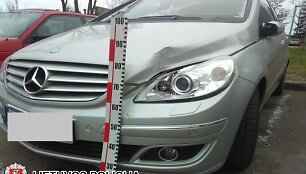 Apgadintas automobilis &bdquo;Mercedes-Benz&ldquo;