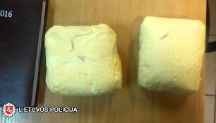 pareigunai-sulaike-per-kilograma-psichotropines-medziagos