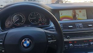 Parduodamas BMW, kurio rida užminė mįslę