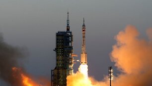 "Shenzhou 11" pakilimas