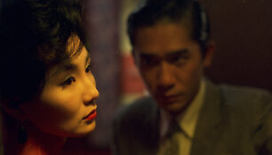 Maggie Cheung ir Tony Leung Chiu-wai filme &bdquo;Meilės laukimas&ldquo;