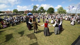 Į Neringą kviečia folkloro festivalis &bdquo;Tek saulužė ant maračių&ldquo;