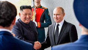 Kim Jong Unas ir Vladimiras Putinas