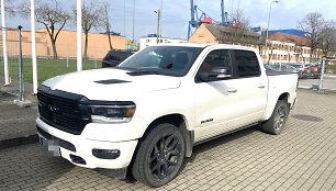&bdquo;Dodge Ram 1500&ldquo; sukėlė įtarimų