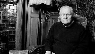  Johnas Ashbery